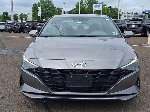 Metal 2023 Hyundai ELANTRA SEL