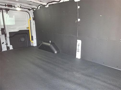 2025 Ford Transit-150 LOW ROOF