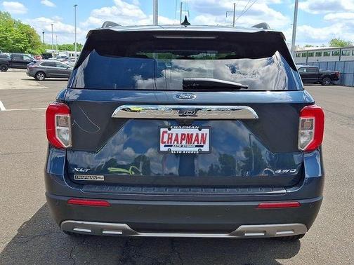 Blue Metallic 2023 Ford Explorer XLT
