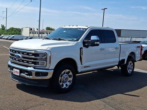 White Metallic 2024 Ford F-250 Lariat