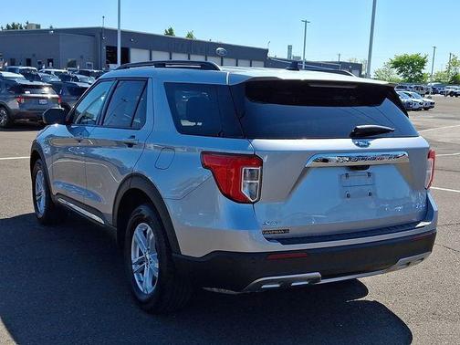 Silver Metallic 2024 Ford Explorer XLT