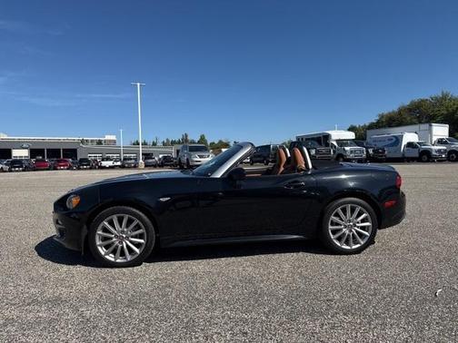 2018 FIAT 124 Spider Lusso