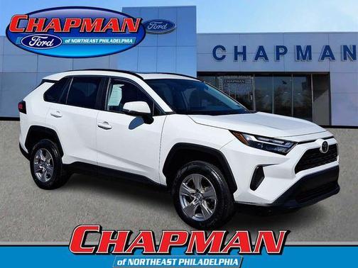 Ice 2023 Toyota RAV4 XLE