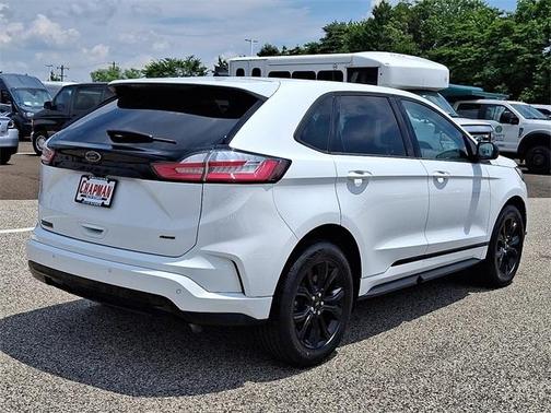 2024 Ford Edge SE