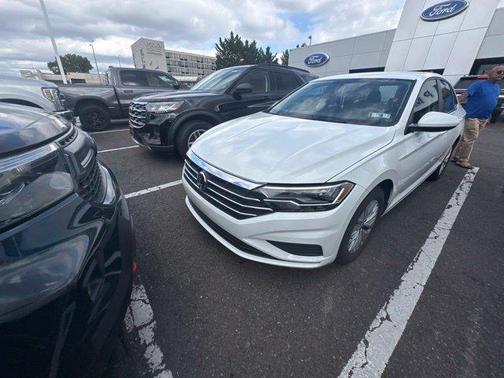 Pure White 2019 Volkswagen Jetta 1.4T S