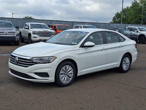 Pure White 2019 Volkswagen Jetta 1.4T S