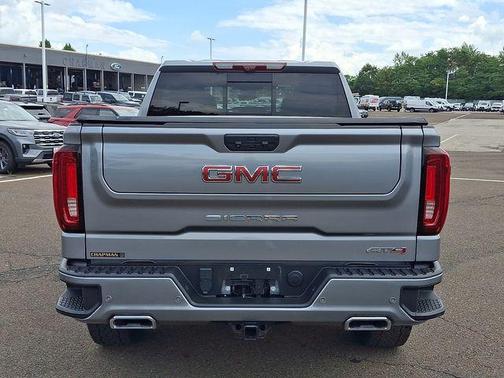 Sterling 2023 GMC Sierra 1500 AT4