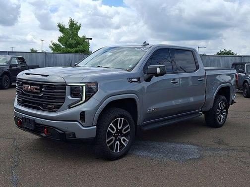 Sterling 2023 GMC Sierra 1500 AT4
