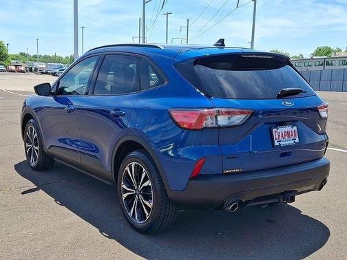 Blue Metallic 2022 Ford Escape SEL