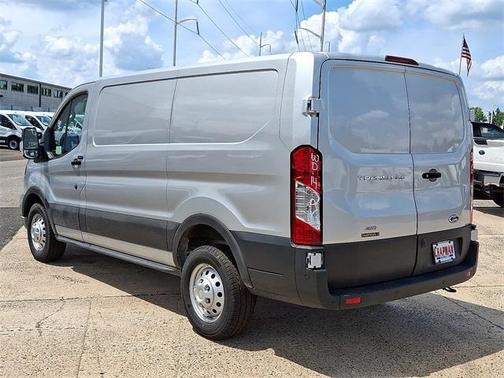 2024 Ford Transit-250 LOW ROOF