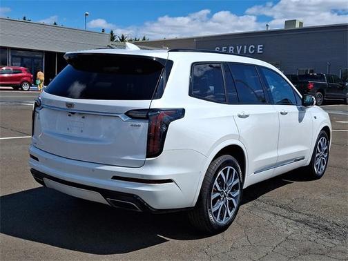 2023 Cadillac XT6 Sport AWD