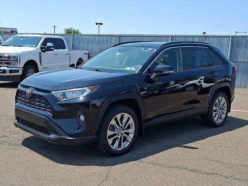 Midnight Black Metallic 2019 Toyota RAV4 XLE Premium