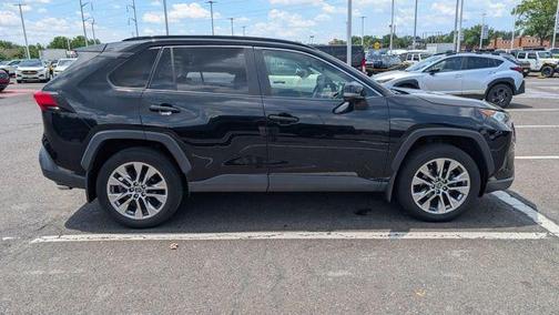 2019 Toyota RAV4 XLE Premium