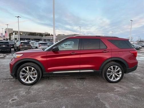 2023 Ford Explorer Platinum