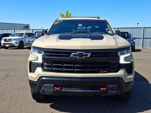 Sand Dune Metallic 2022 Chevrolet Silverado 1500 LT Trail Boss