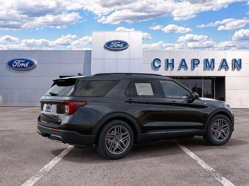 Agate Black Metallic 2027 Ford Explorer ST-Line