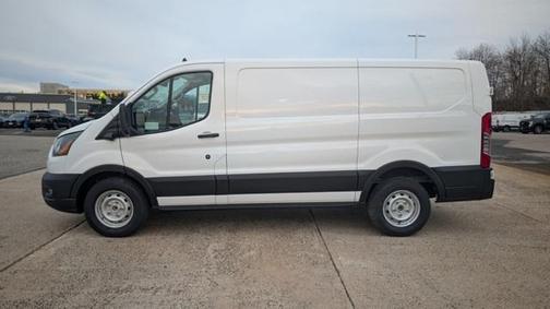 2024 Ford Transit-150 LOW ROOF
