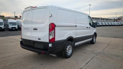 2024 Ford Transit-150 LOW ROOF