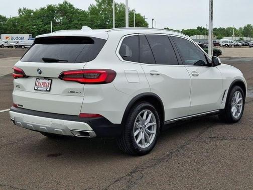 Alpine White 2023 BMW X5 xDrive40i