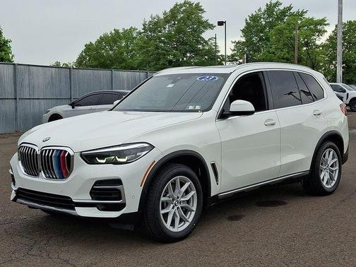 Alpine White 2023 BMW X5 xDrive40i