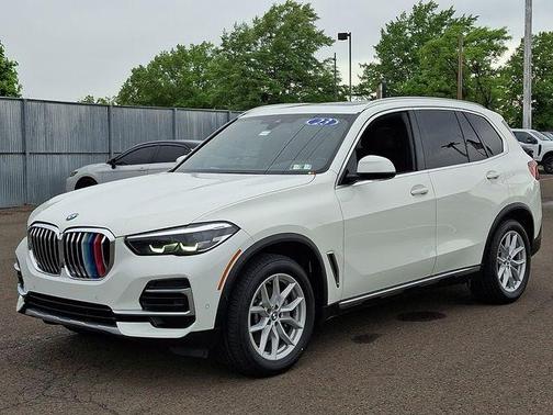 Alpine White 2023 BMW X5 xDrive40i