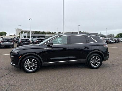 Black Metallic 2023 Lincoln Nautilus Reserve