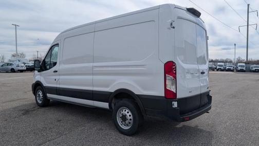 2025 Ford Transit-250 148 WB Medium Roof Cargo