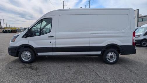 2025 Ford Transit-250 148 WB Medium Roof Cargo