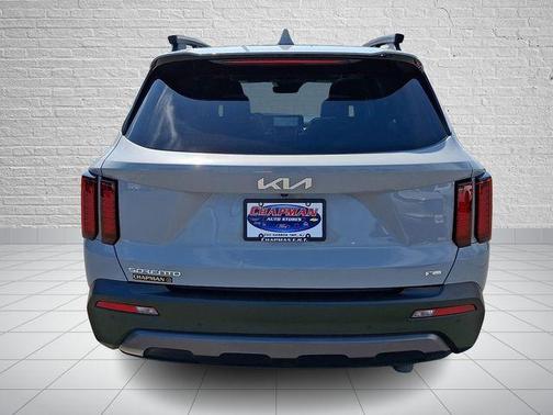 Wolf Gray 2023 Kia Sorento X-Line EX