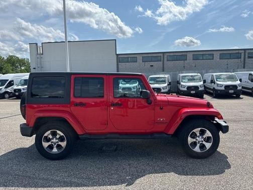 2017 Jeep Wrangler Unlimited Sahara