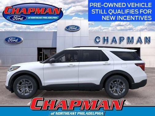 White Metallic 2026 Ford Explorer Active