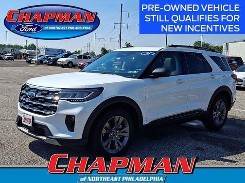 White Metallic 2026 Ford Explorer Active