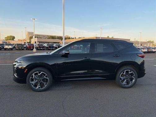 Black 2022 Chevrolet Blazer RS