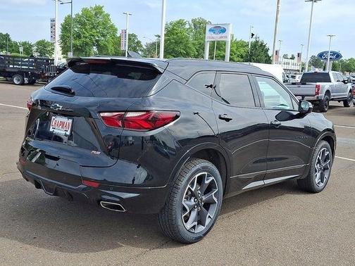 Black 2022 Chevrolet Blazer RS