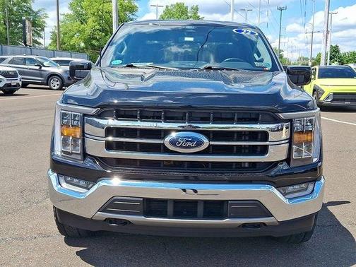 Black Metallic 2022 Ford F-150 Lariat