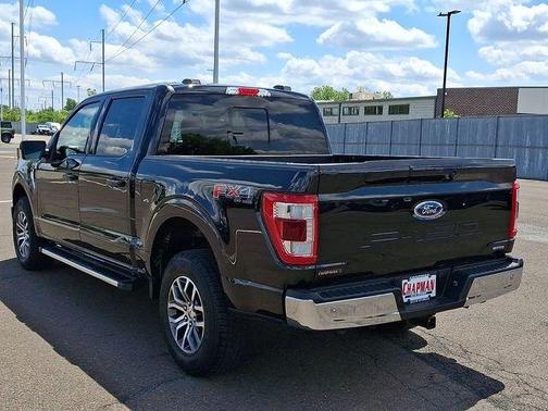 Black Metallic 2022 Ford F-150 Lariat