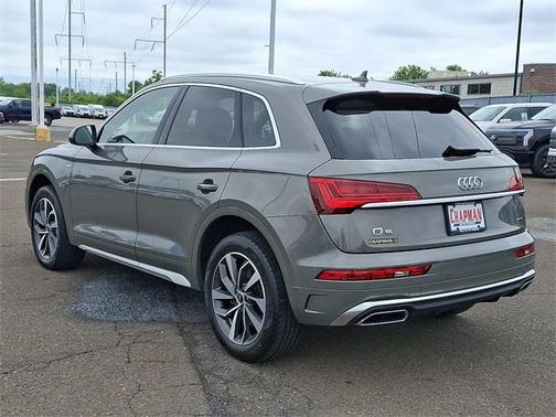2023 Audi Q5 45 S line quattro Premium