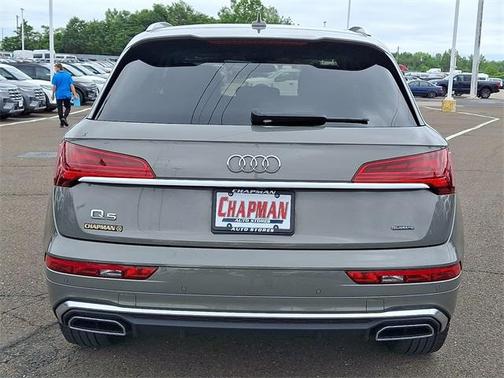 2023 Audi Q5 45 S line quattro Premium