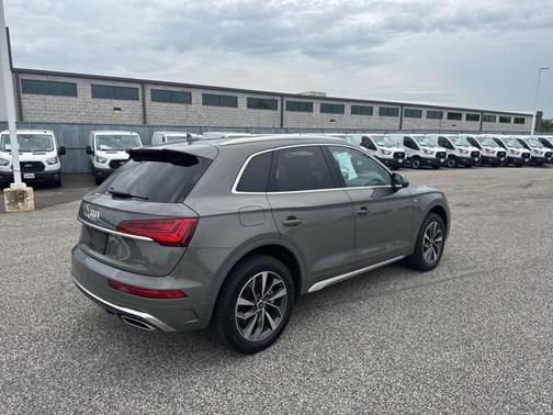 2023 Audi Q5 45 S line quattro Premium