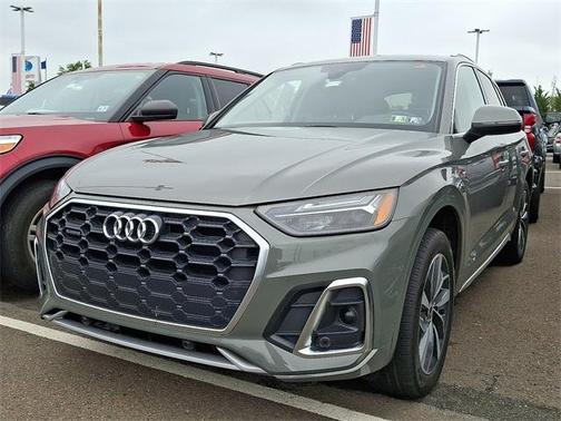 2023 Audi Q5 45 S line quattro Premium