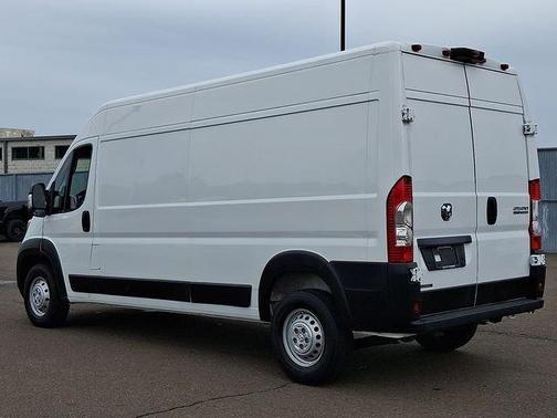 Bright White Clearcoat 2025 RAM ProMaster 2500 High Roof