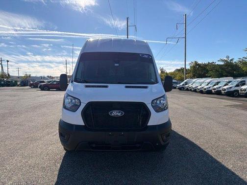 Oxford White 2026 Ford Transit-350 Base