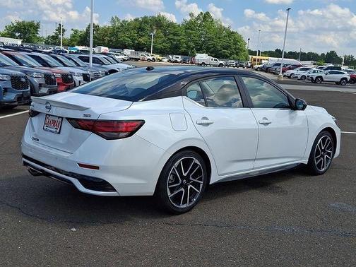 White 2025 Nissan Sentra SR