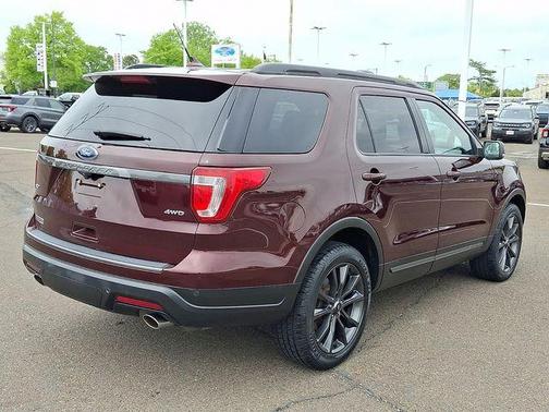 Burgundy 2019 Ford Explorer XLT