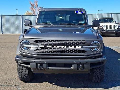 Gray Metallic 2024 Ford Bronco Badlands