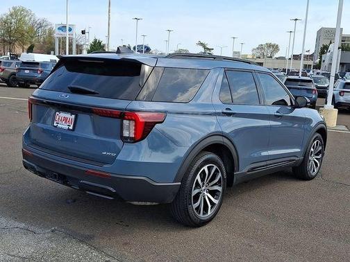 Vapor Blue 2025 Ford Explorer ST-Line