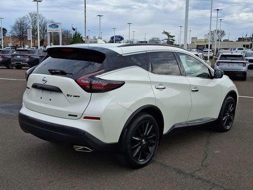 White 2022 Nissan Murano SV