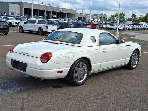 2002 Ford Thunderbird