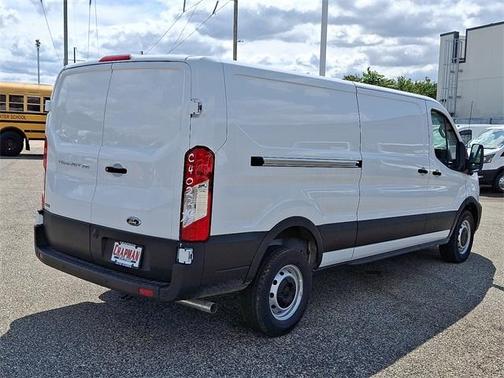 2025 Ford Transit-250 LOW ROOF