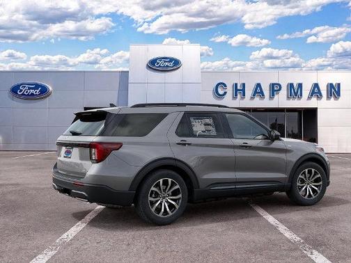 Gray Metallic 2027 Ford Explorer ST-Line